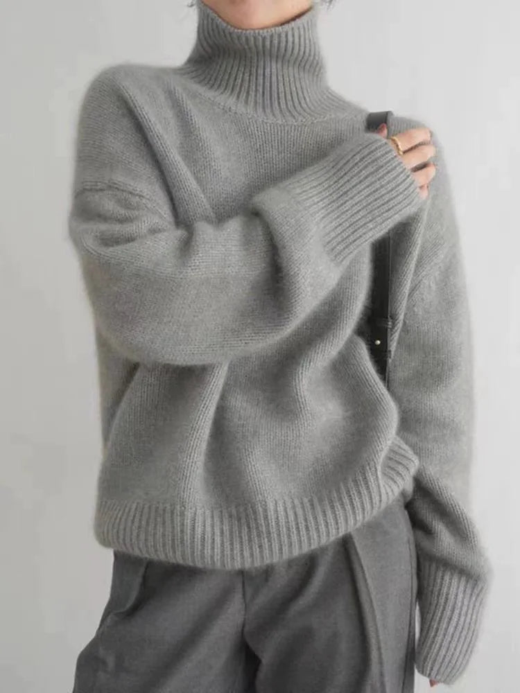 Isabella - Turtleneck
