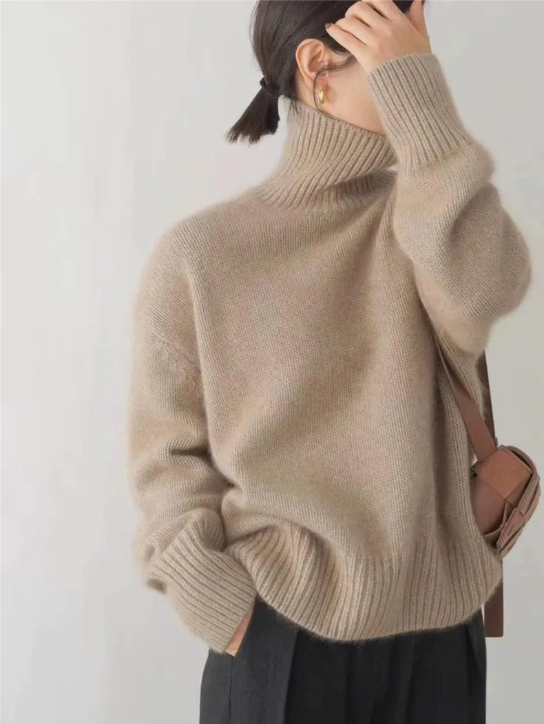 Isabella - Turtleneck
